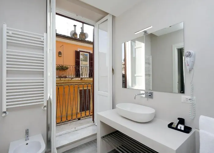 Konukevi Boutique Della Croce 4*