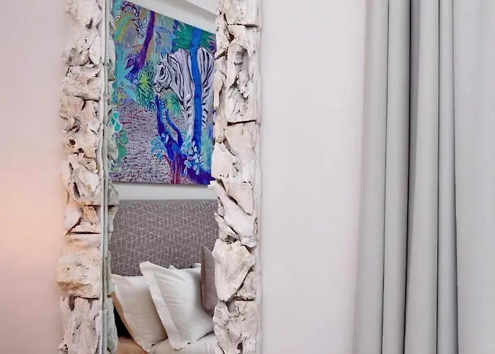 Konukevi Boutique Della Croce 4*
