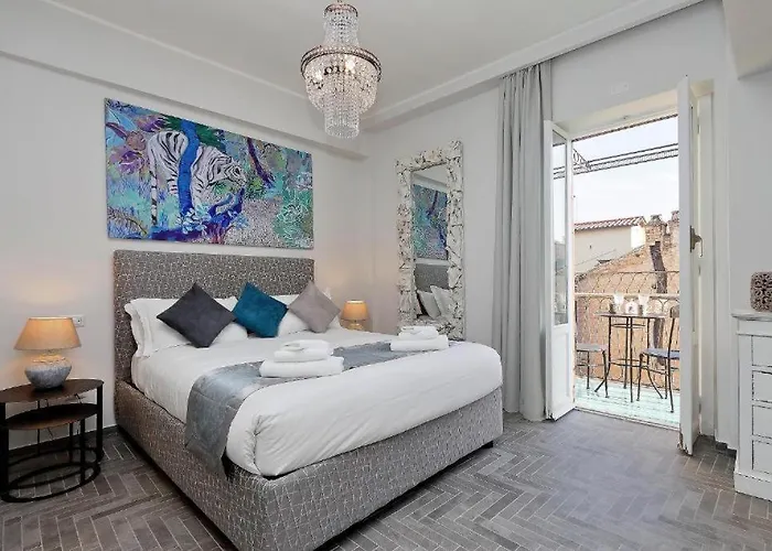 Boutique Della Croce Konukevi 4*